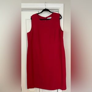 Kasper fully lined sleeveless dress with back zipper.
